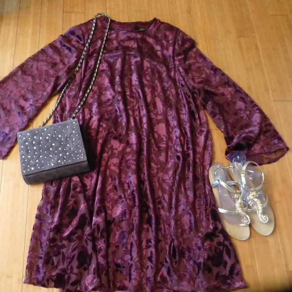 HUEY WALTZER  for SAKS FIFTH  BURNOUT VELVET DRESS - Picture 1 of 5